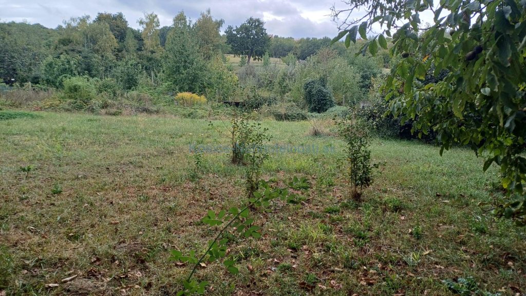 Pozemok Skároš 580 m2 – Košice okolie