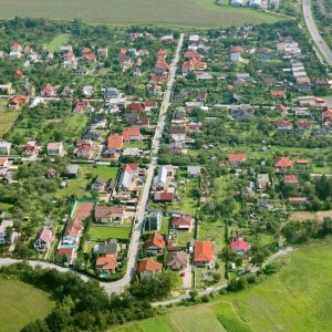 Kúpim rodinný dom v m.č. Pereš ideálne s väčším pozemkom