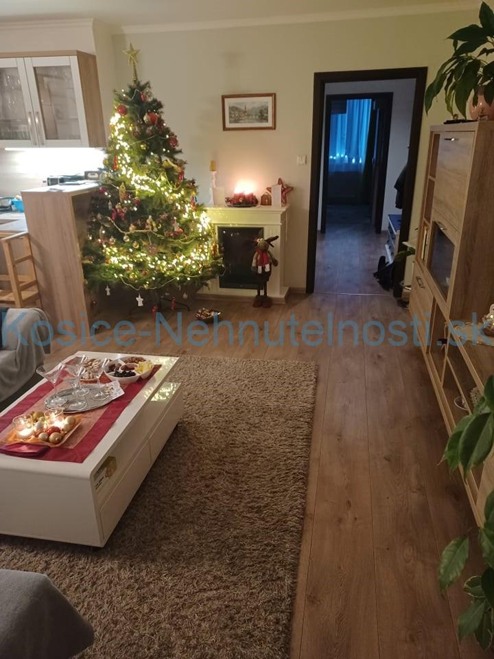 Predaj 3i byt Jantárová 68 m2 + 6 m2 lóggia Košice - Juh