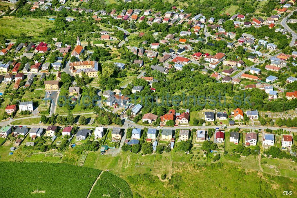 Pozemky na predaj pre výstavbu RD - 10 x 400-600 m2 obec Nižná Myšľa Košice