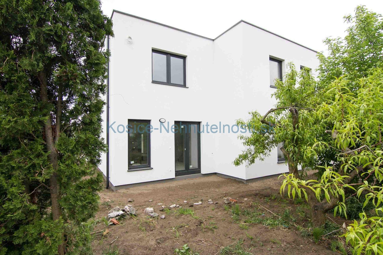 Predaj novostavba dom 4 izb 150 m2 600 m2 pozemok Rozhanovce - Košice
