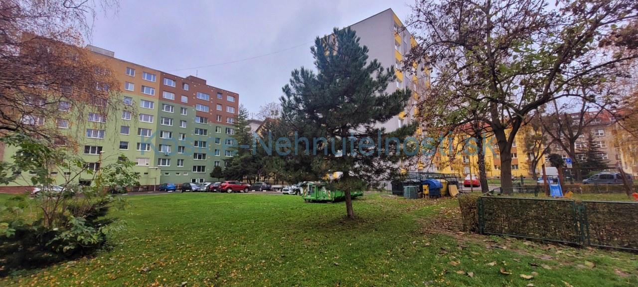 na predaj byt kosice stare mesto 22