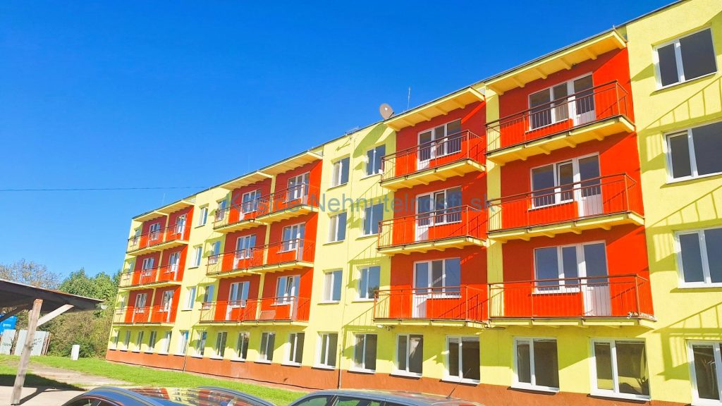 Predaj ubytovňa / penzión 949 m2, 5903 m2 pozemok -  Veľké Kapušany