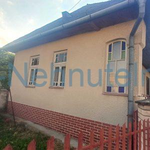 Gazdovský dom 5 izb., 1152 m2 pozemok - Malé Ozorovce