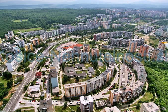 Dopyt 2,5-3izb. byt Furča / KVP, alebo výmena za 4-izb. byt v Šaci